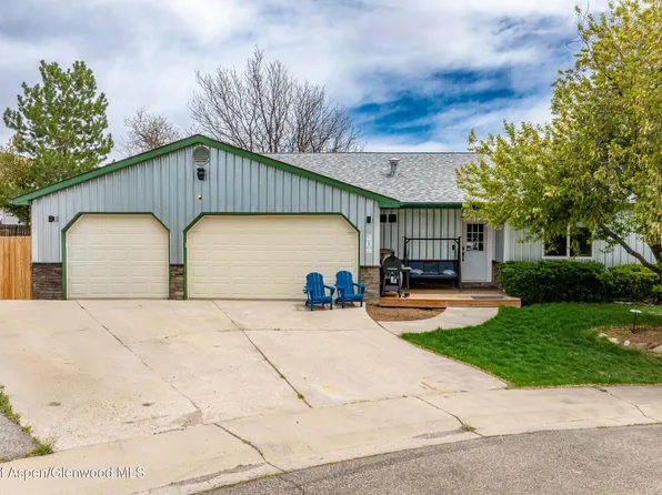 404 Ballard Cir, Silt, CO 81652