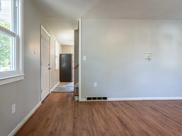 163-165 Woodlawn Cir — Photo 22