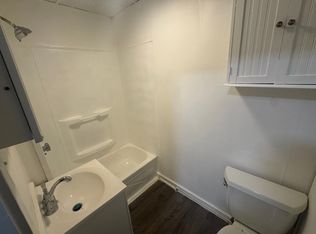 159 Linwood St #D, Uxbridge, MA 01569