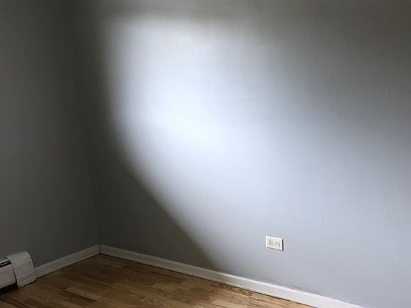 5th image of 690 Marilyn Ave APT 204