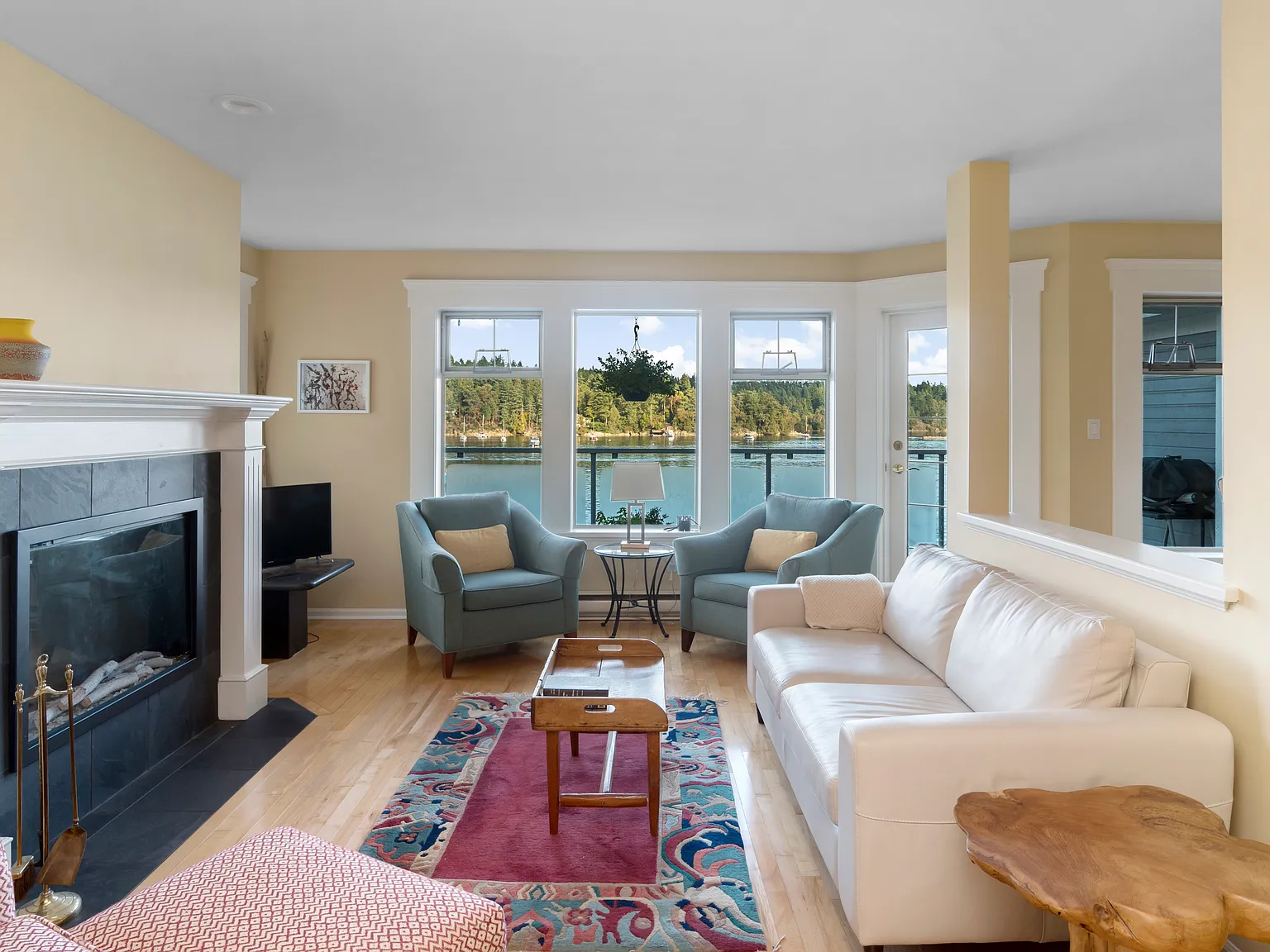 111 Fulford Ganges Rd — Photo 2