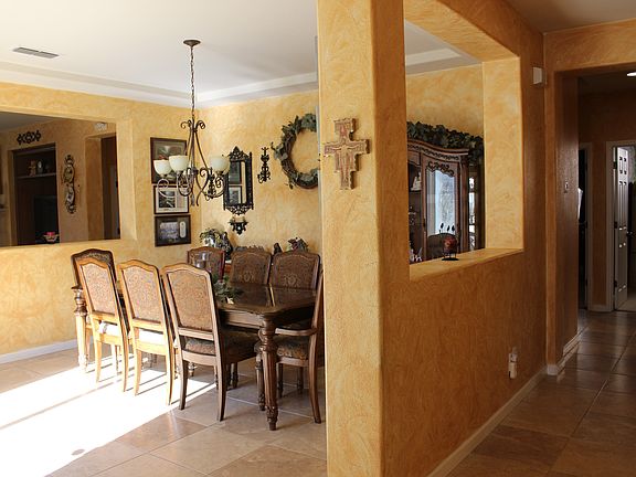3rd image of 1651 Lombard Ln
