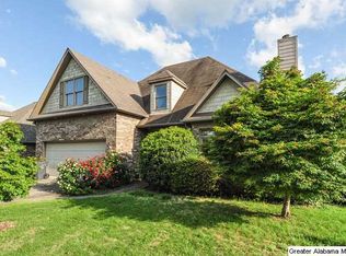 629 Willow Crest Rd, Vestavia, AL 35226