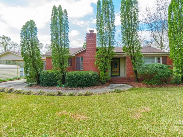 1898 Douglas Rd, Lancaster, SC 29720