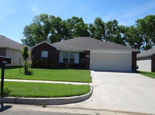 1201 Ironstone Dr, Noble, OK 73068
