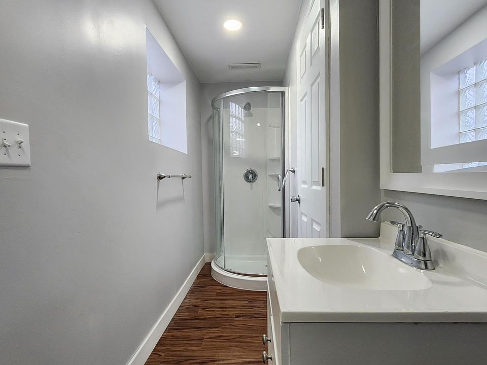 2023 Newly Renovated Bathroom