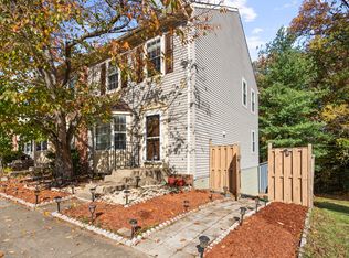 7417 Wilma Ln, Lorton, VA 22079