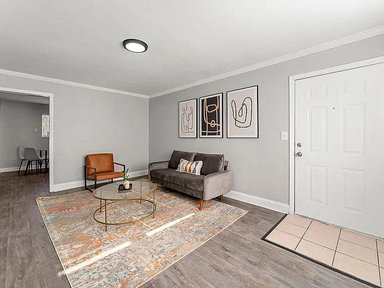 Balfour East Lake — Photo 34