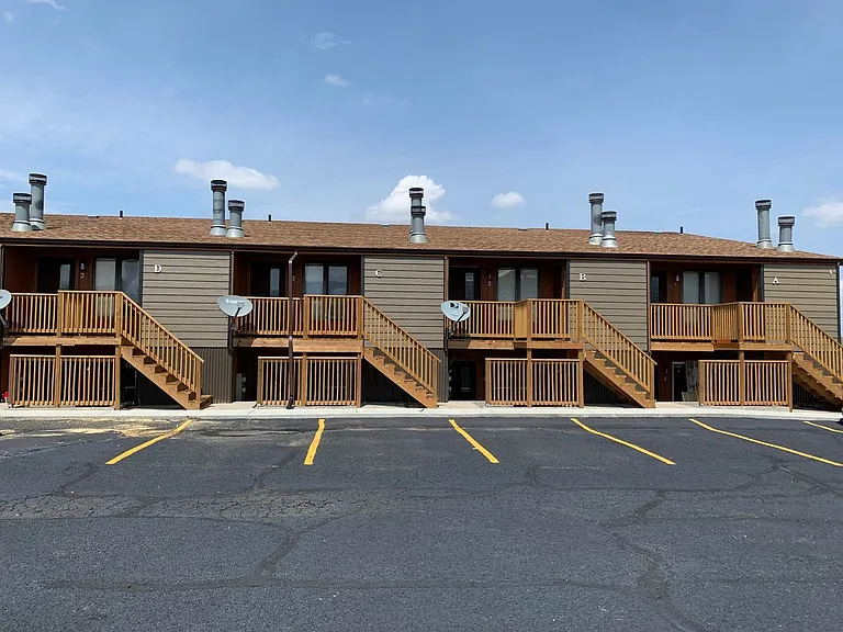 1170 Boulder Dr — Photo 1