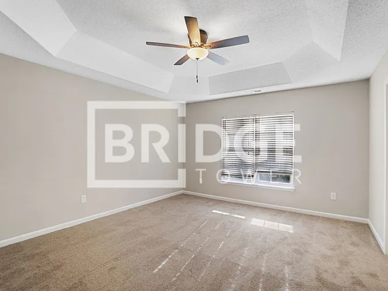 104 Hampshire Dr — Photo 12