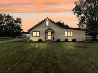 3218 E Armstrong Rd, Leesburg, IN 46538