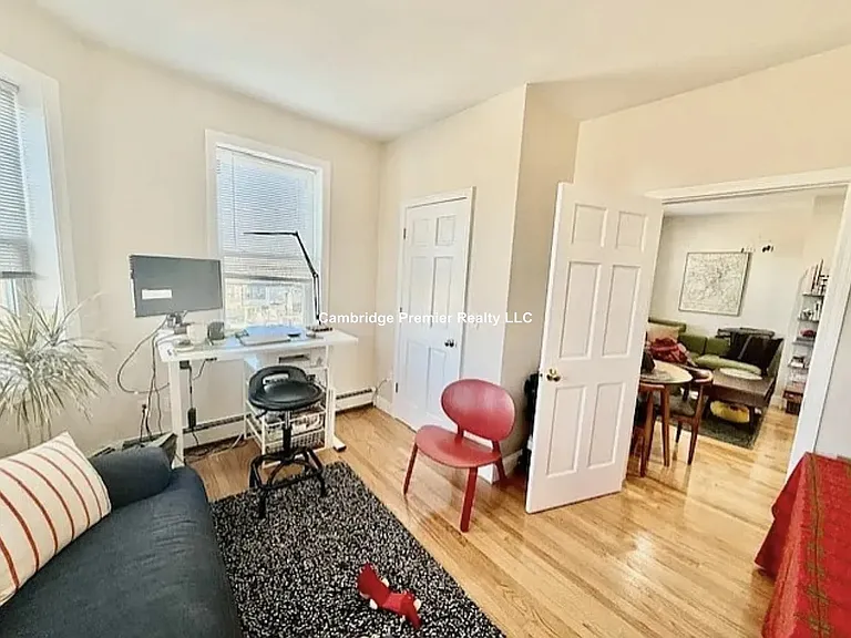 274 Brookline St #2L — Photo 9
