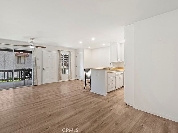 4th image of 12330 Osborne St Unit 75