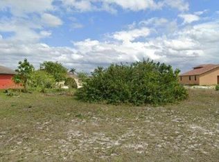 802 Donald Ave N, Lehigh Acres, FL 33971