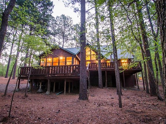 3rd image of 244 Hiddenwater Rd