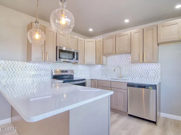 3812 W North Aire Pl, Tucson, AZ 85741