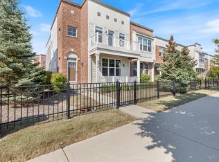 952 Station Blvd, Aurora, IL 60504