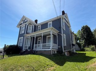784 E High St, Waynesburg, PA 15370
