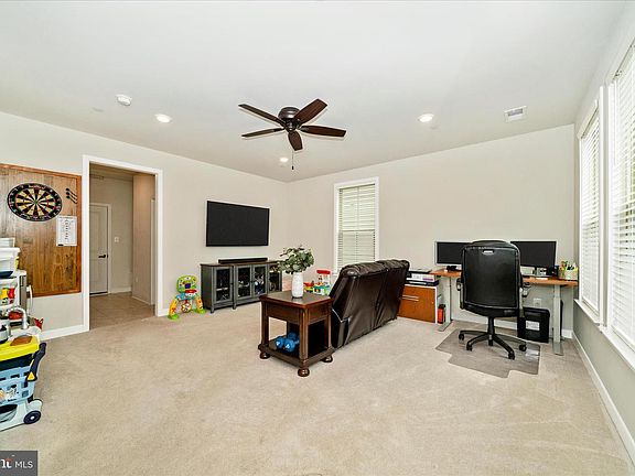 4th image of 4730 Black Eyed Susan Mews