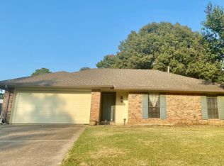 8509 Woodhill Ln, Haughton, LA 71037