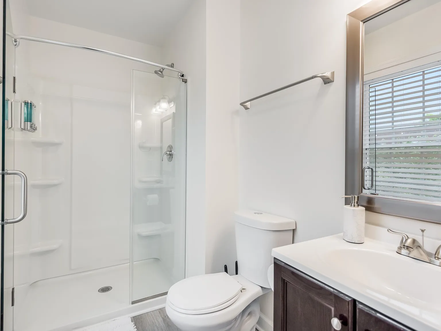 3 bed, 2.5 bath, 1550 sqft, $1,503 — Photo 4