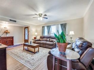 2048 Ash Hill Rd, Carrollton, TX 75007
