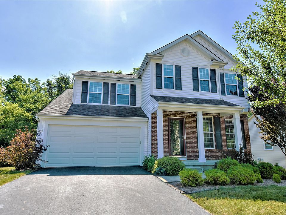 1st image of 424 Highbanks Valley Dr