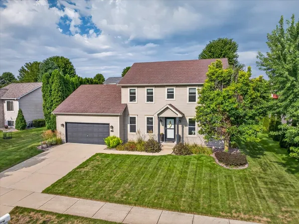 912 Questa Ridge Trl, Verona, WI 53593