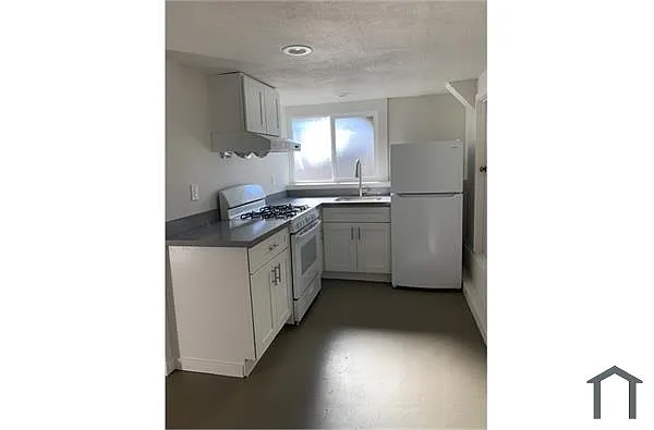 Building Photo - 2144 50th Ave #A