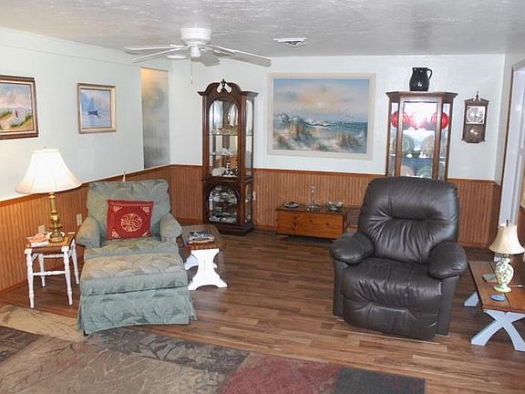 5th image of 203 Pine Glen Ct