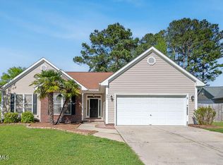 301 Softwood Ct, Jacksonville, NC 28540
