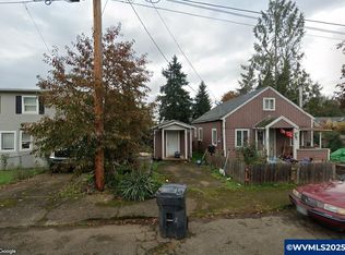 1458 SW Hill St, Dallas, OR 97338