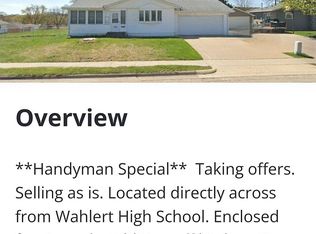 1960 Kane St, Dubuque, IA 52001