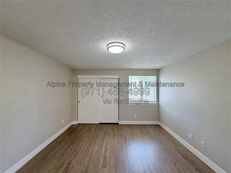 13062 SE Powell Blvd #5 — Photo 17