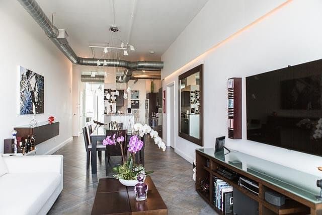 1st image of 3029 NE 188th Street #914