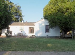 1209 Carolina St, Graham, TX 76450