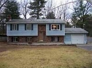 2 Carrousel Ct, Ballston Spa, NY 12020