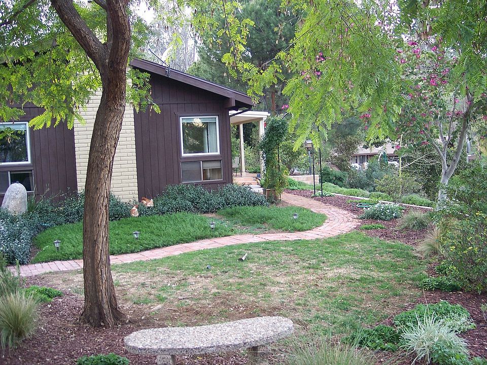 2nd image of 11478 Bridle Path Ln