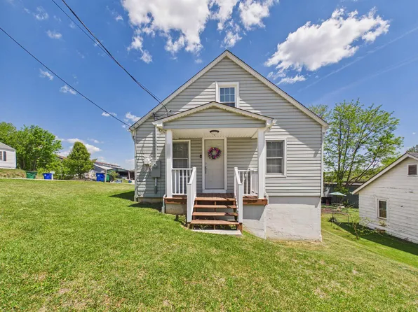 190 James St NW, Christiansburg, VA 24073