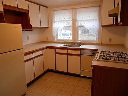 3rd image of 43-45 Ringwood Ave