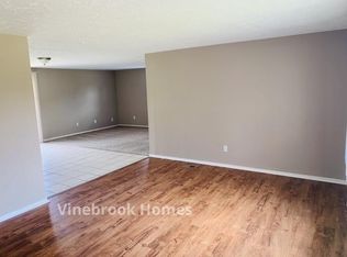 4555 Powell Rd, Dayton, OH 45424