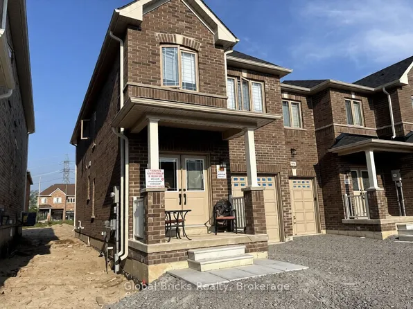 92 Baker St, Thorold, ON L2V 0M9