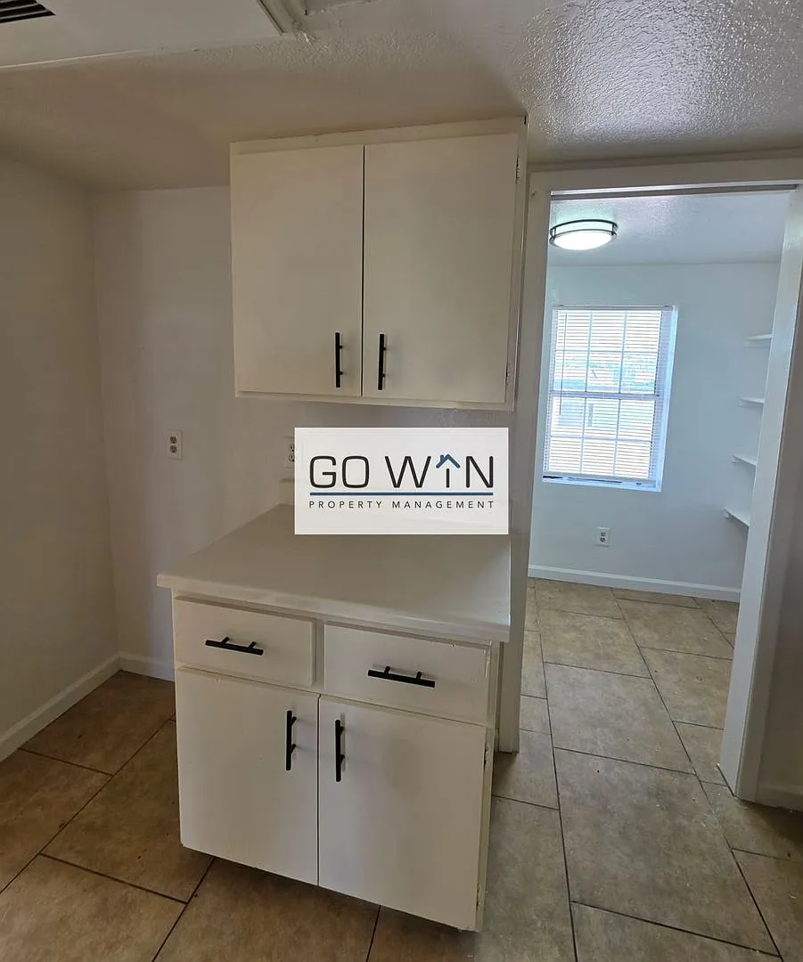 3050 E Cicero St — Photo 3