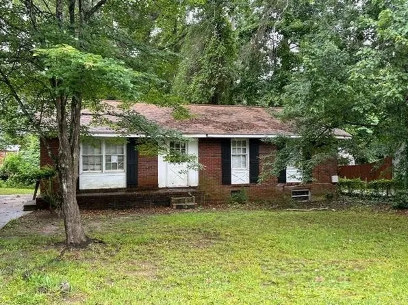 2802 Ocean Valley Dr, College Park, GA 30349