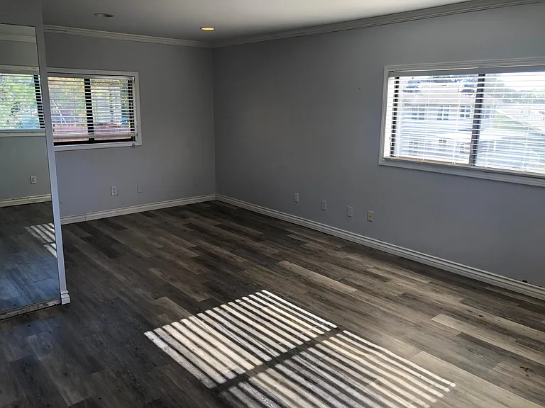 9236 Ventura Way — Photo 13