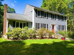 22 Lakin St, Pepperell, MA 01463