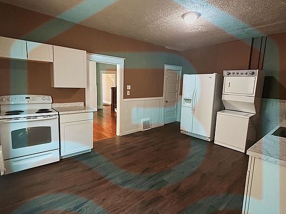 3rd image of 247 W Side Ave #1
