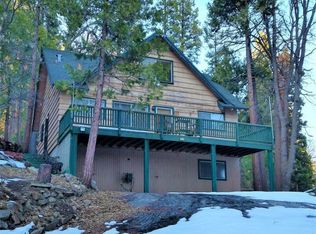 10700 Elm Dr, Wofford Heights, CA 93285
