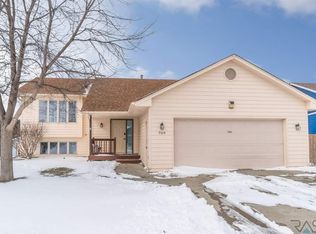 709 N Shepherd Ave, Sioux Falls, SD 57103