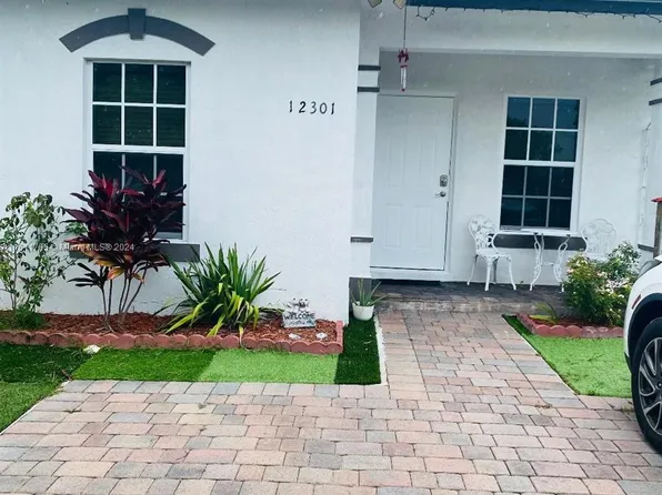 12301 SW 214th Ter, Miami, FL 33177